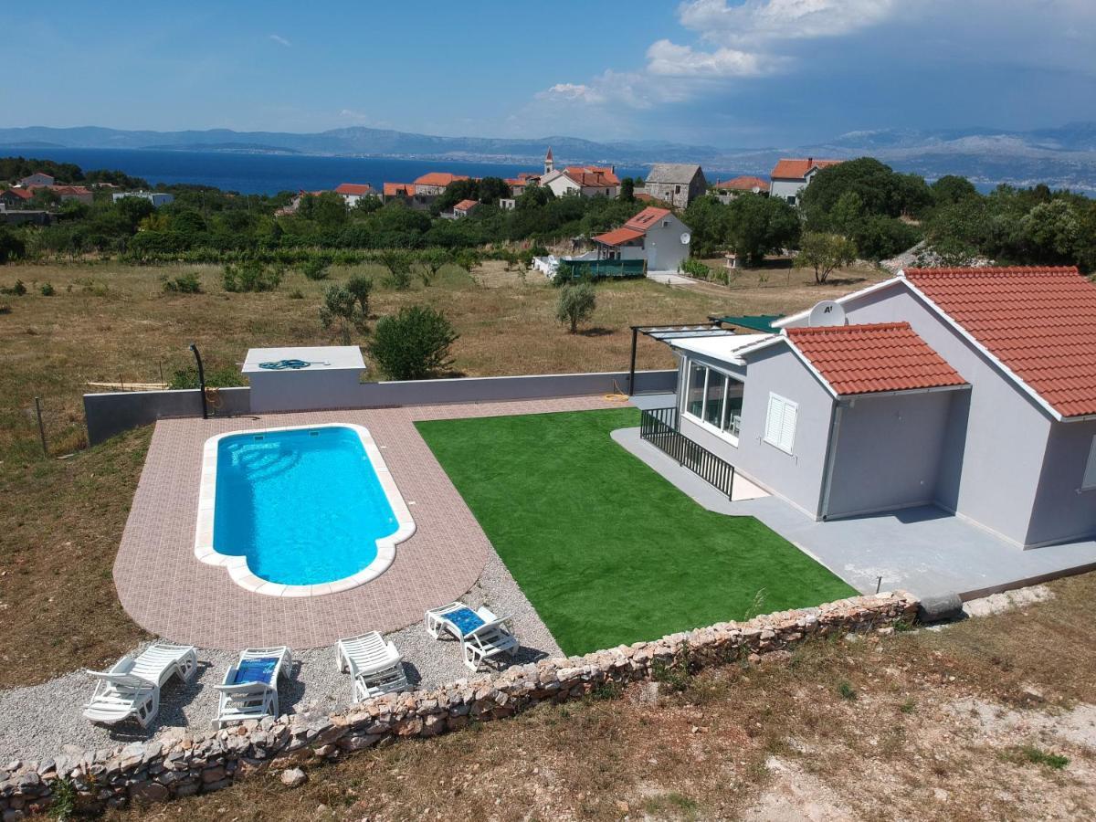 Nane Garden House With Heated Pool Vila Mirce Exterior foto